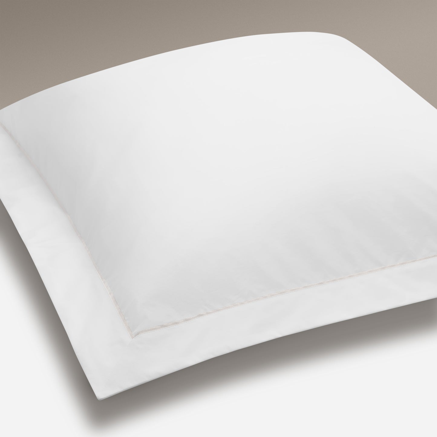 Island Oxford Pillowcase - White With Silver Trim
