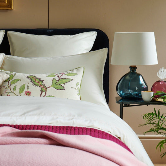 Heritage TC500 Pillowcase - Ivory with White Trim Collection - London and Avalon