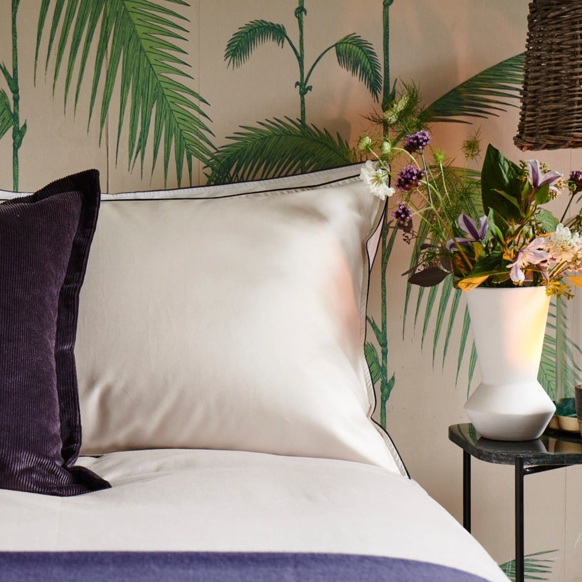 Heritage Pillowcase - Silver with Slate Trim Collection