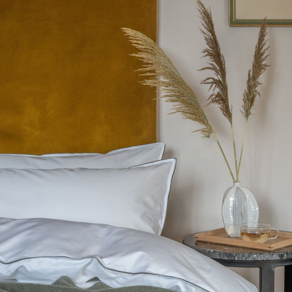 Heritage 500 Thread Count -100% Egyptian Cotton Housewife Pillowcase- White With Canopy Green Trim - London and Avalon