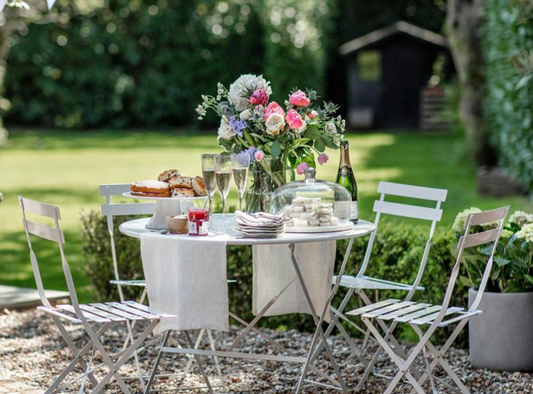 Top Tips for Outdoor Dining this Coronation Weekend