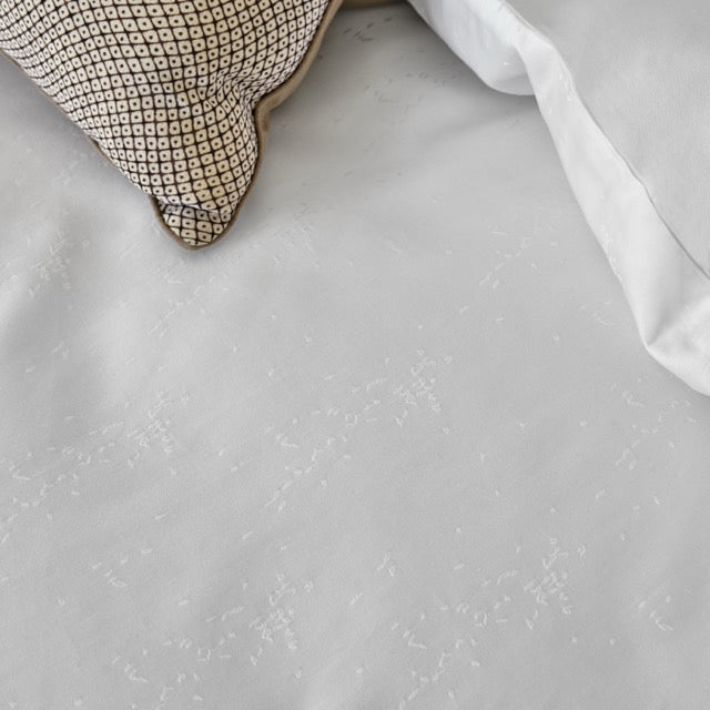 The Oriental Collection Duvet Cover - White - London and Avalon
