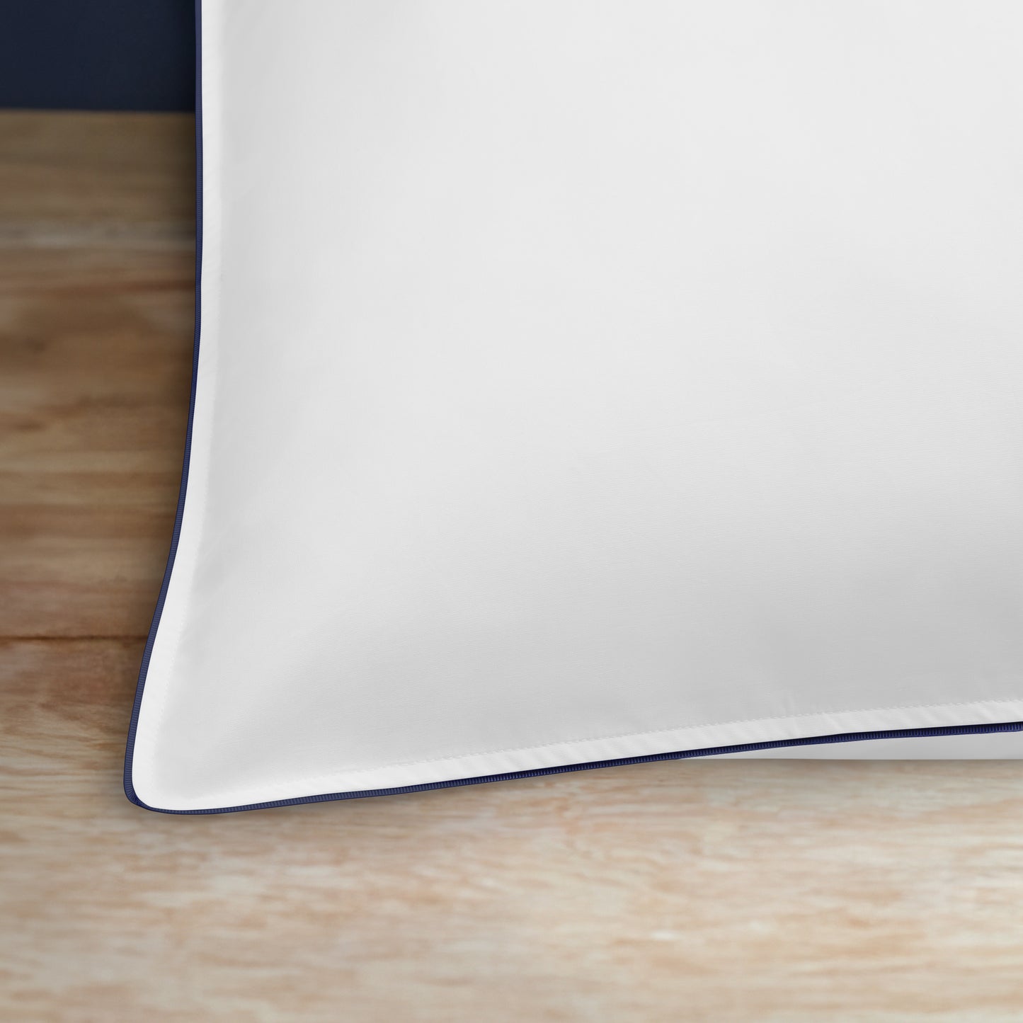 Island Collection Signature Style Pillowcase - White With Navy Trim