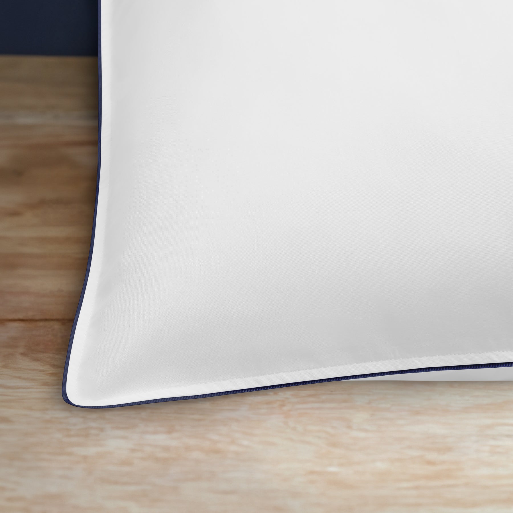 Island Collection Signature Style Pillowcase - White With Navy Trim