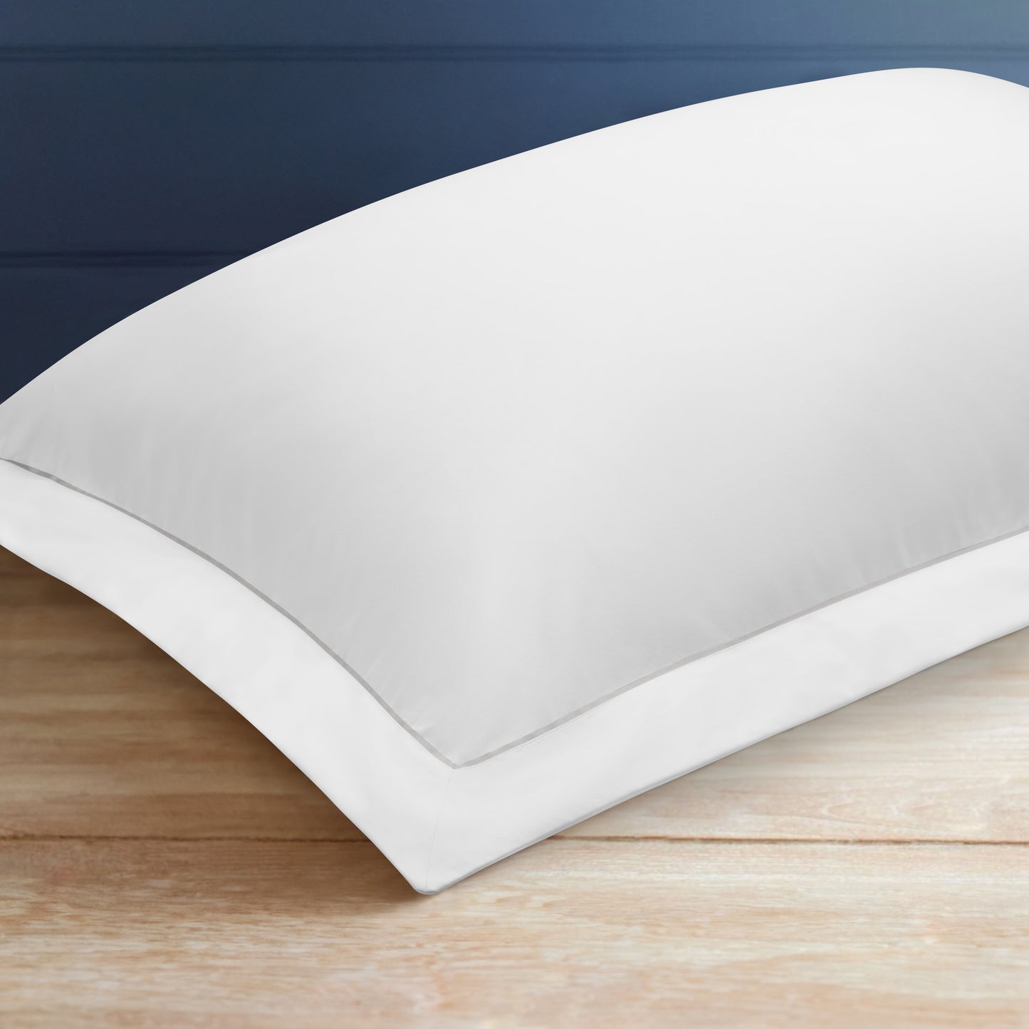 Island Collection Signature Style Oxford Pillowcase - White With Silver Trim