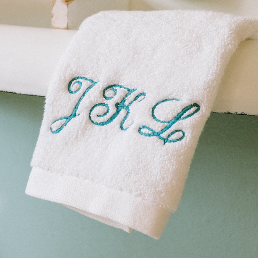 Signature Luxurious & Fluffy Face Cloth - London and Avalon
