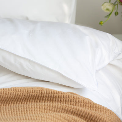 Island TC300 Duvet Cover - White With White Trim - London and Avalon