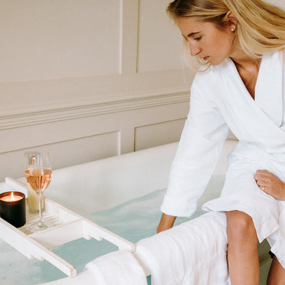 Luxurious Cotton & Linen Bathrobe - London and Avalon