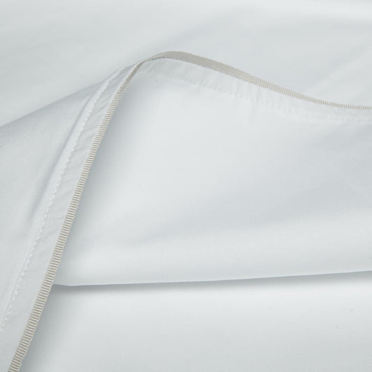 Island TC300 Pillowcase - White With Silver Trim - London and Avalon
